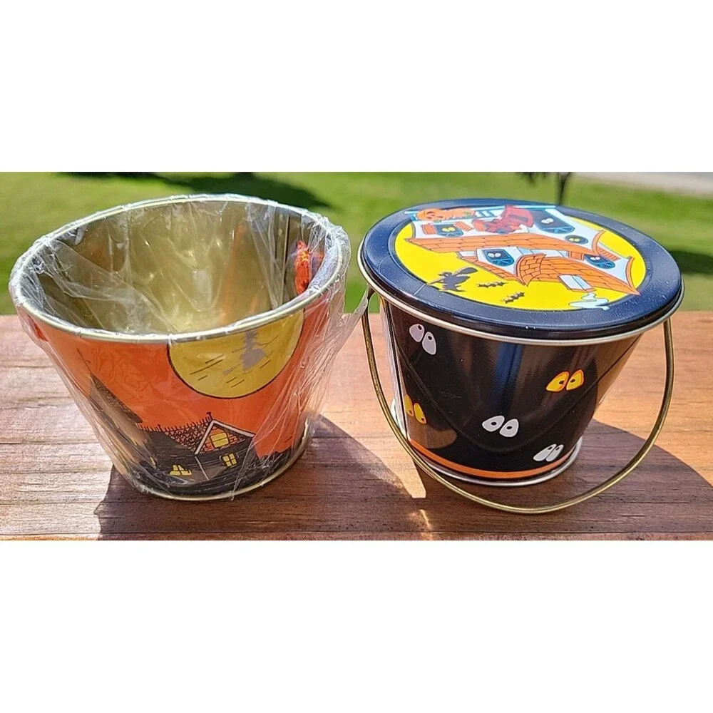 Vtg The Tin Box Company Halloween Metal Box Round Cat Pumpkin Witch & small tins